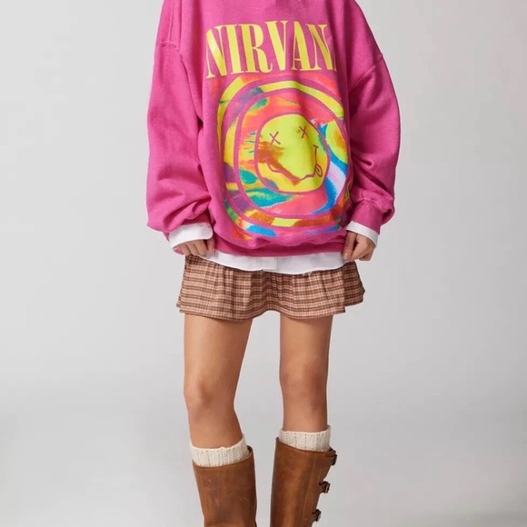 NIRVANA Sweaters - NIRVANA Pink Graphic Tee